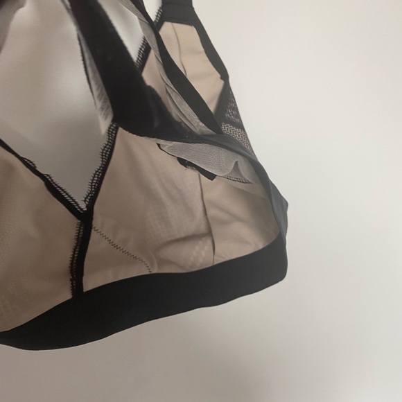Lululemon Awake to Lace Bra Black/Beige Size 32 E - Picture 16 of 16